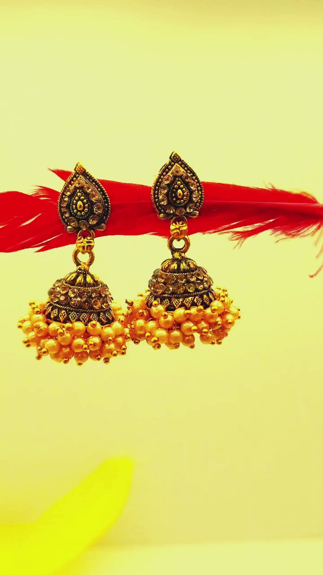 Kamakshi - South Indian Pearl (Golden Jhumka)